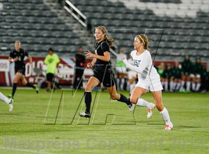 Thumbnail 1 in Mountain Vista vs. Rock Canyon (CHSAA 5A Final) photogallery.