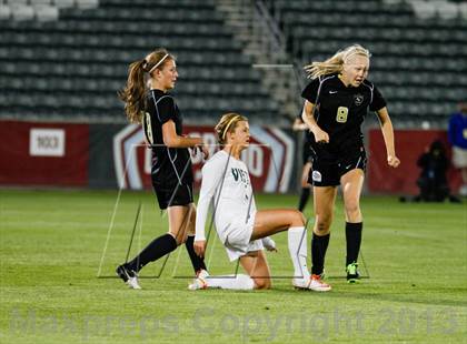 Thumbnail 2 in Mountain Vista vs. Rock Canyon (CHSAA 5A Final) photogallery.