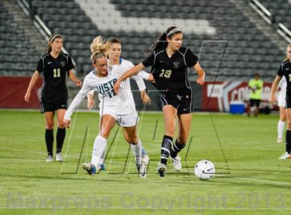 Thumbnail 1 in Mountain Vista vs. Rock Canyon (CHSAA 5A Final) photogallery.
