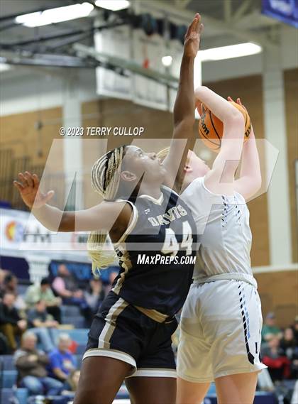 Thumbnail 2 in Davis @ Layton (Sophomore) photogallery.