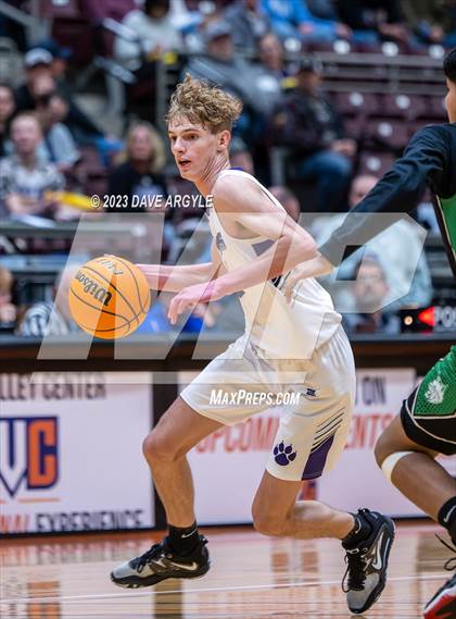 Thumbnail 3 in Tabiona vs. Wendover (UHSAA 1A 3rd/4th Place) photogallery.