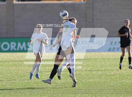Thumbnail 1 in Syracuse vs. Davis (UHSAA 6A Semi Final) photogallery.
