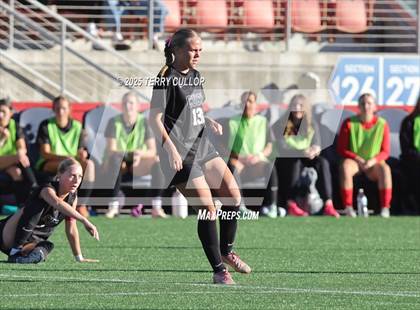 Thumbnail 2 in Syracuse vs. Davis (UHSAA 6A Semi Final) photogallery.