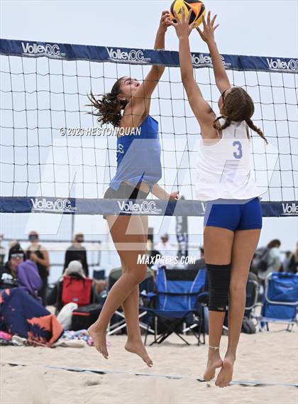 Thumbnail 2 in CIF-SS Individual Pairs Day 1 (1/2) photogallery.