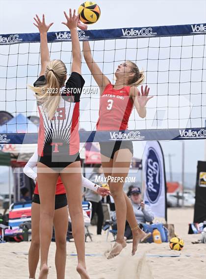 Thumbnail 1 in CIF-SS Individual Pairs Day 1 (1/2) photogallery.