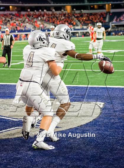 Thumbnail 2 in San Angelo Central vs. Guyer (UIL 6A D2 Regional Playoff) photogallery.