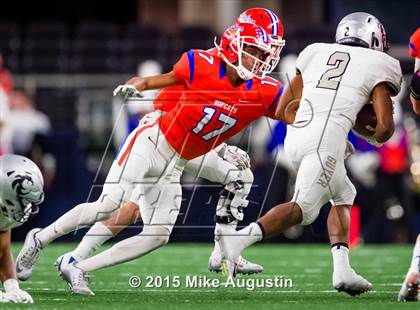Thumbnail 3 in San Angelo Central vs. Guyer (UIL 6A D2 Regional Playoff) photogallery.