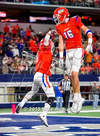 Thumbnail 1 in San Angelo Central vs. Guyer (UIL 6A D2 Regional Playoff) photogallery.