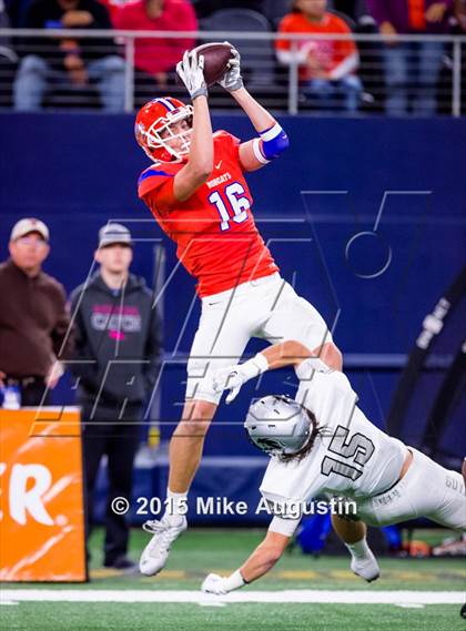 Thumbnail 1 in San Angelo Central vs. Guyer (UIL 6A D2 Regional Playoff) photogallery.