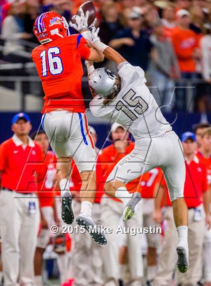 Thumbnail 2 in San Angelo Central vs. Guyer (UIL 6A D2 Regional Playoff) photogallery.