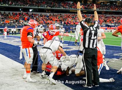 Thumbnail 2 in San Angelo Central vs. Guyer (UIL 6A D2 Regional Playoff) photogallery.