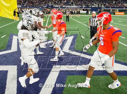 Thumbnail 3 in San Angelo Central vs. Guyer (UIL 6A D2 Regional Playoff) photogallery.
