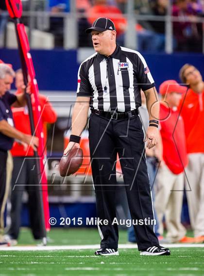 Thumbnail 3 in San Angelo Central vs. Guyer (UIL 6A D2 Regional Playoff) photogallery.