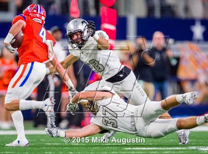 Thumbnail 1 in San Angelo Central vs. Guyer (UIL 6A D2 Regional Playoff) photogallery.