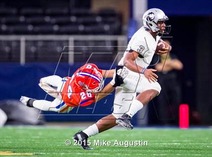 Thumbnail 1 in San Angelo Central vs. Guyer (UIL 6A D2 Regional Playoff) photogallery.
