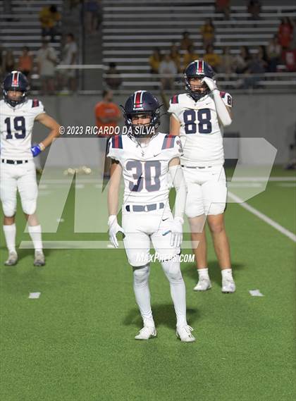 Thumbnail 3 in Tompkins vs Seven Lakes photogallery.