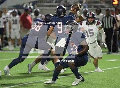 Thumbnail 3 in Tompkins vs Seven Lakes photogallery.