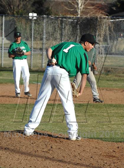 Thumbnail 3 in Burroughs @ Tehachapi photogallery.
