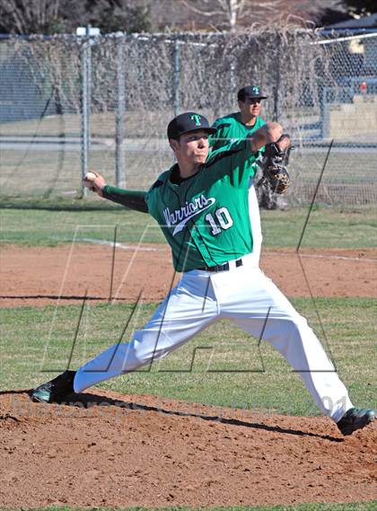 Thumbnail 1 in Burroughs @ Tehachapi photogallery.