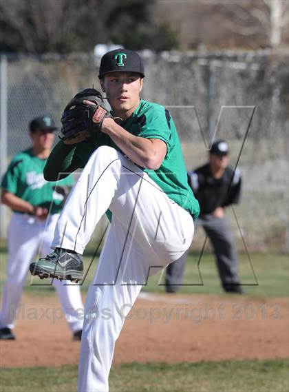 Thumbnail 3 in Burroughs @ Tehachapi photogallery.
