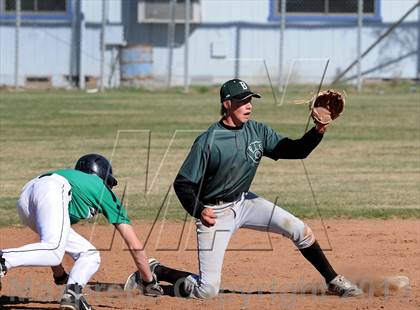 Thumbnail 2 in Burroughs @ Tehachapi photogallery.