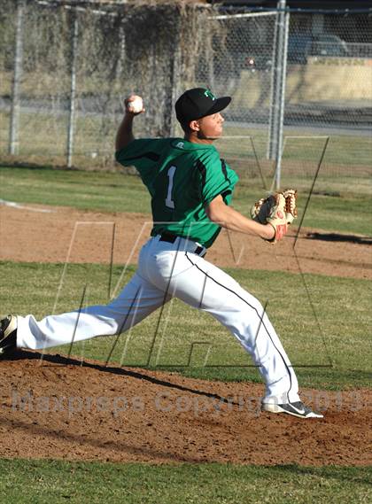 Thumbnail 1 in Burroughs @ Tehachapi photogallery.