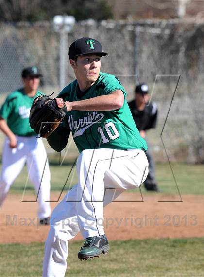 Thumbnail 1 in Burroughs @ Tehachapi photogallery.