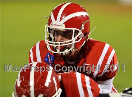 Thumbnail 1 in Mater Dei vs. Servite photogallery.