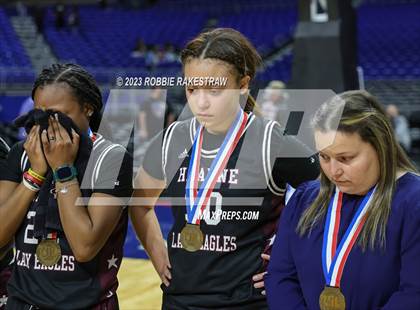 Thumbnail 3 in Gruver vs. Hearne (UIL 2A Basketball State Semifinal Medal Ceremony) photogallery.