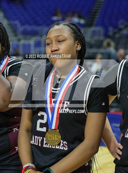 Thumbnail 2 in Gruver vs. Hearne (UIL 2A Basketball State Semifinal Medal Ceremony) photogallery.