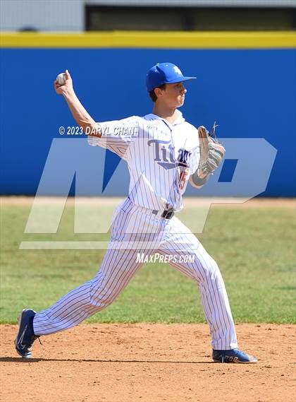 Thumbnail 3 in Hesperia Christian @ San Marino (CIFSS D6 Semifinal) photogallery.