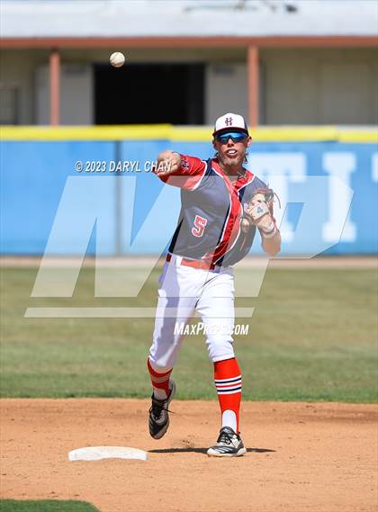 Thumbnail 1 in Hesperia Christian @ San Marino (CIFSS D6 Semifinal) photogallery.