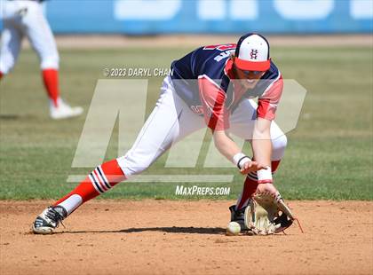 Thumbnail 2 in Hesperia Christian @ San Marino (CIFSS D6 Semifinal) photogallery.