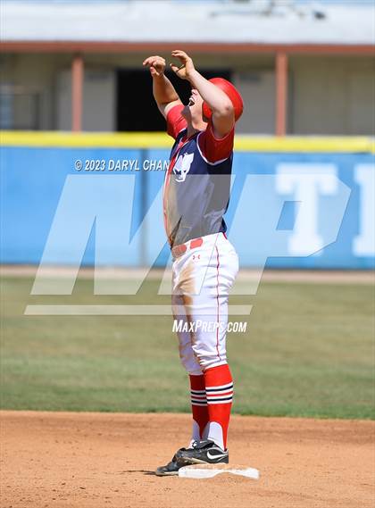Thumbnail 3 in Hesperia Christian @ San Marino (CIFSS D6 Semifinal) photogallery.