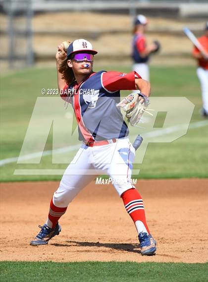 Thumbnail 2 in Hesperia Christian @ San Marino (CIFSS D6 Semifinal) photogallery.