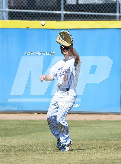 Thumbnail 2 in Hesperia Christian @ San Marino (CIFSS D6 Semifinal) photogallery.