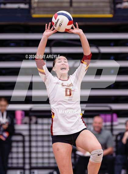 Thumbnail 1 in Mountain View vs. Cedar (UHSAA 4A Second Round) photogallery.