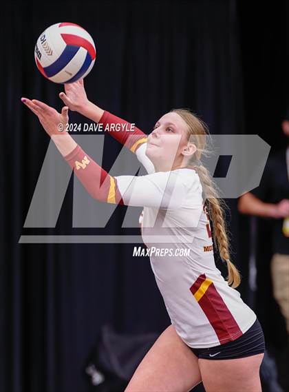 Thumbnail 1 in Mountain View vs. Cedar (UHSAA 4A Second Round) photogallery.