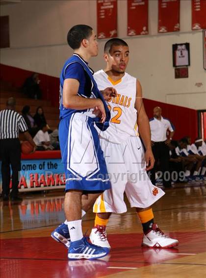 Thumbnail 1 in Cantwell-Sacred Heart vs. Price (Sea Hawk Classic) photogallery.