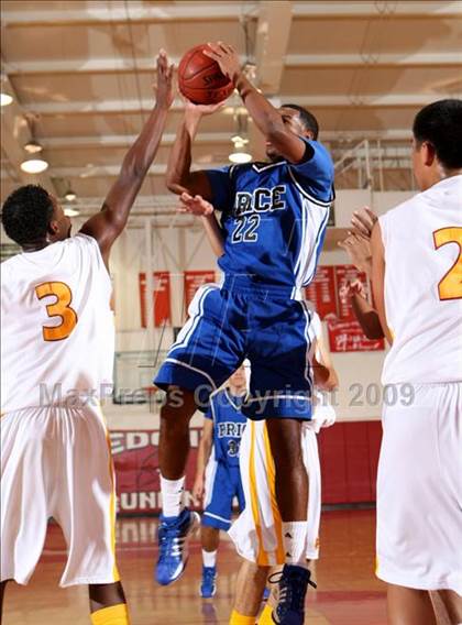 Thumbnail 1 in Cantwell-Sacred Heart vs. Price (Sea Hawk Classic) photogallery.