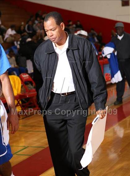 Thumbnail 2 in Cantwell-Sacred Heart vs. Price (Sea Hawk Classic) photogallery.