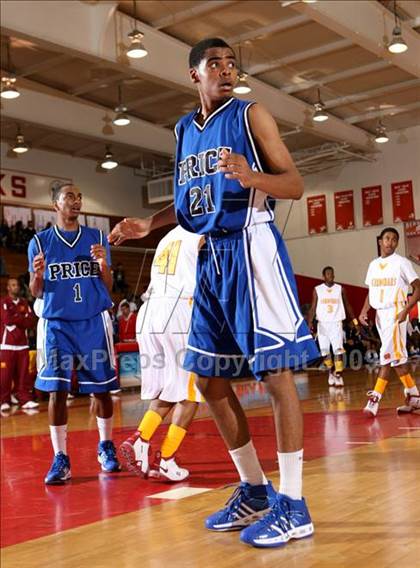Thumbnail 2 in Cantwell-Sacred Heart vs. Price (Sea Hawk Classic) photogallery.