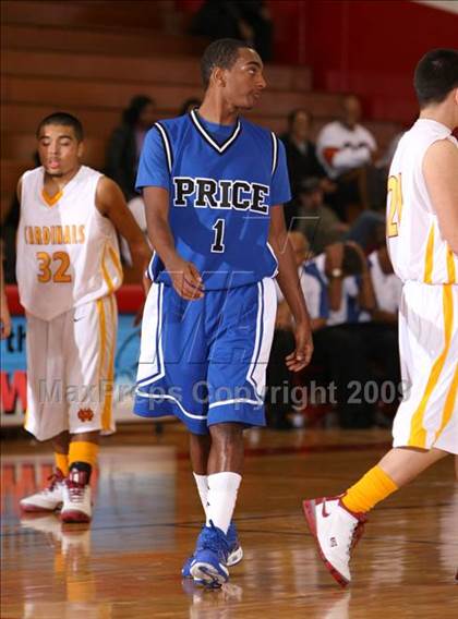 Thumbnail 3 in Cantwell-Sacred Heart vs. Price (Sea Hawk Classic) photogallery.