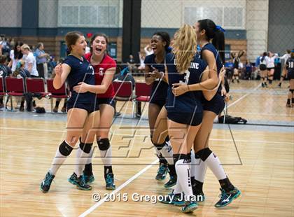 Thumbnail 1 in Rayne vs. Ursuline Academy (LHSAA Division III Quarterfinal) photogallery.