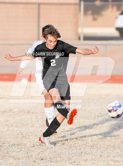 Thumbnail 2 in Queen Creek vs Boulder Creek (DRHS Anthony Solis/Stephen Hopp Cactus Cup) photogallery.