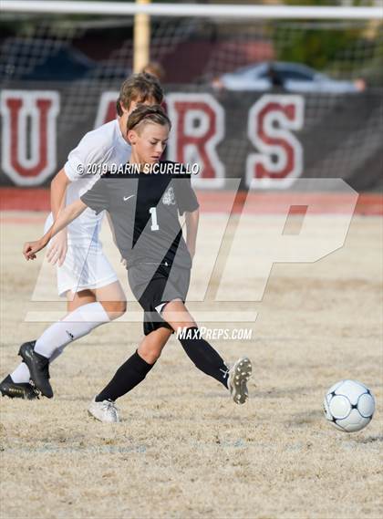 Thumbnail 2 in Queen Creek vs Boulder Creek (DRHS Anthony Solis/Stephen Hopp Cactus Cup) photogallery.