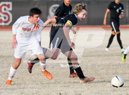 Thumbnail 1 in Queen Creek vs Boulder Creek (DRHS Anthony Solis/Stephen Hopp Cactus Cup) photogallery.