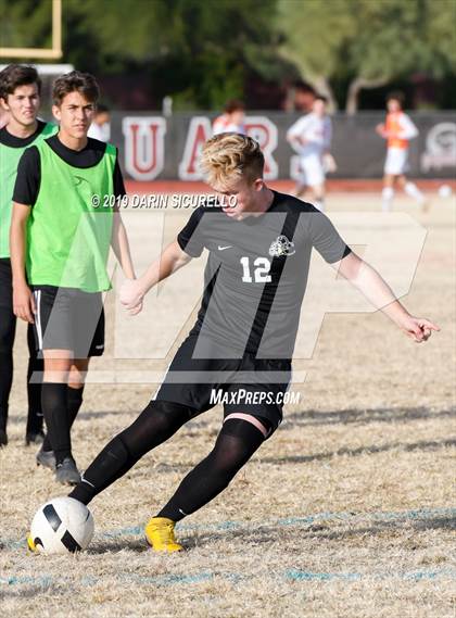 Thumbnail 2 in Queen Creek vs Boulder Creek (DRHS Anthony Solis/Stephen Hopp Cactus Cup) photogallery.