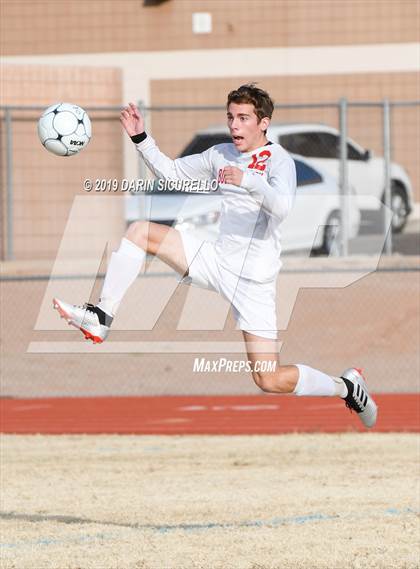 Thumbnail 1 in Queen Creek vs Boulder Creek (DRHS Anthony Solis/Stephen Hopp Cactus Cup) photogallery.