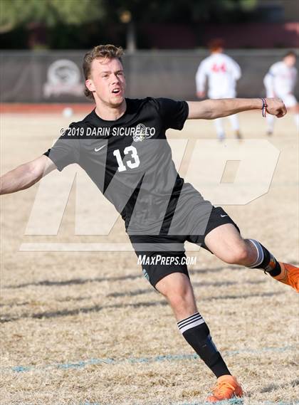 Thumbnail 1 in Queen Creek vs Boulder Creek (DRHS Anthony Solis/Stephen Hopp Cactus Cup) photogallery.